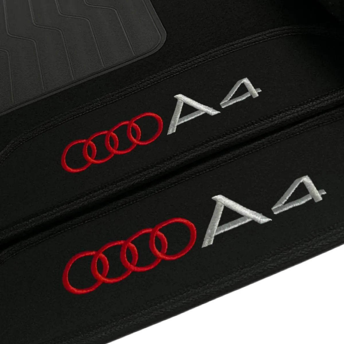 TAPETE CARPETE AUDI A4 2017 A 2021 PRETO 4 PEÇAS