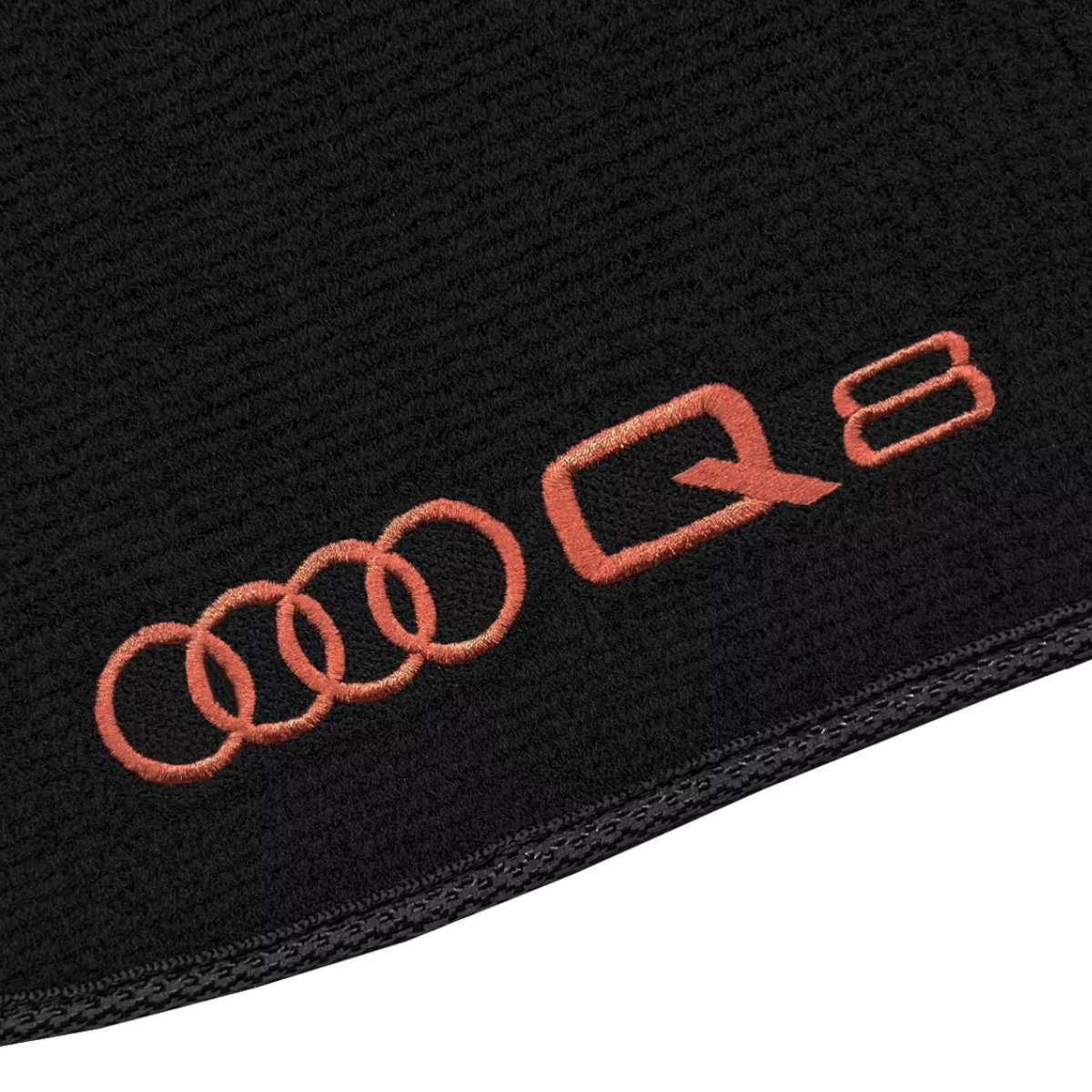 TAPETE CARPETE AUDI Q8 2018 A 2024 PRETO 4 PEÇAS