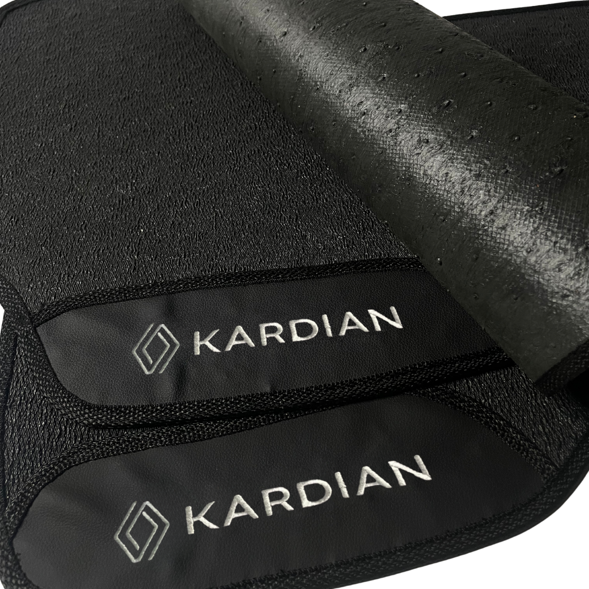 TAPETE BORRACHA PREMIUM KARDIAN 2024 A 2025 4 PEÇAS