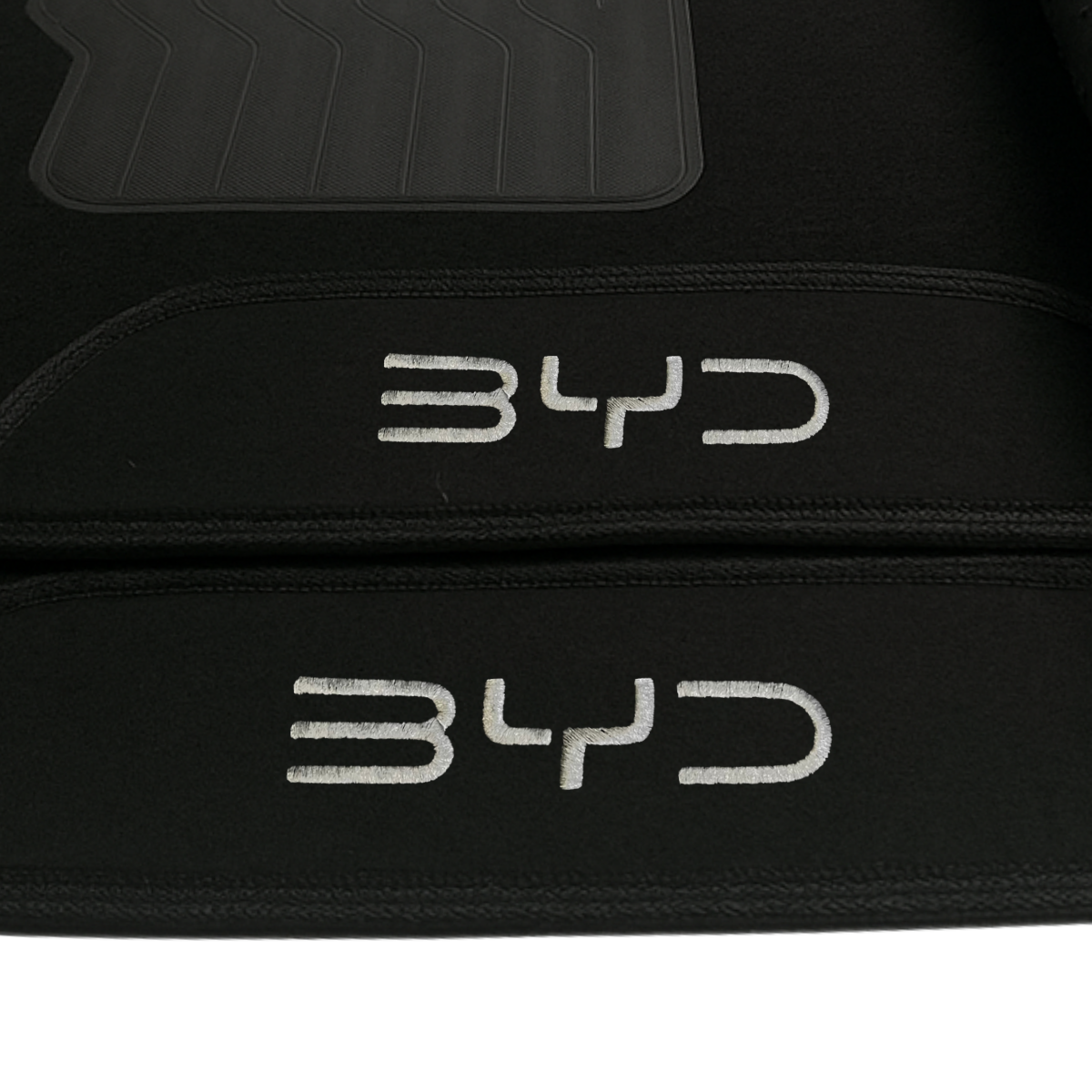 TAPETE CARPETE BYD SONG PLUS 2023 A 2025 PRETO BORDADO 3 PEÇAS