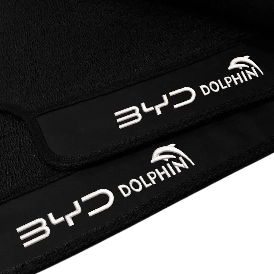 TAPETE CARPETE BYD DOLPHIN PLUS 2023 A 2025 PRETO BORDADO 4 PEÇAS