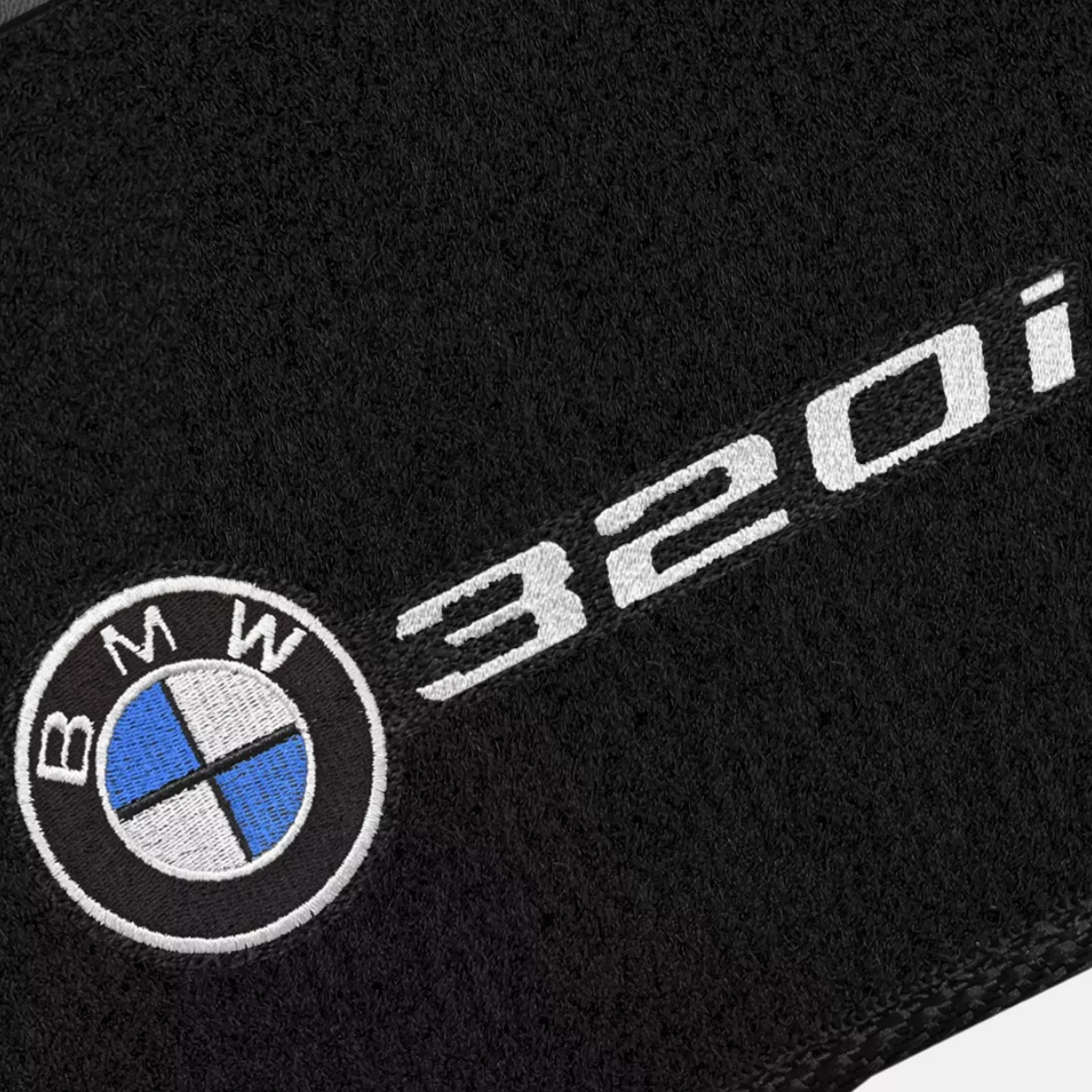 TAPETE CARPETE BMW 320i 2013 A 2018 PRETO 4 PEÇAS